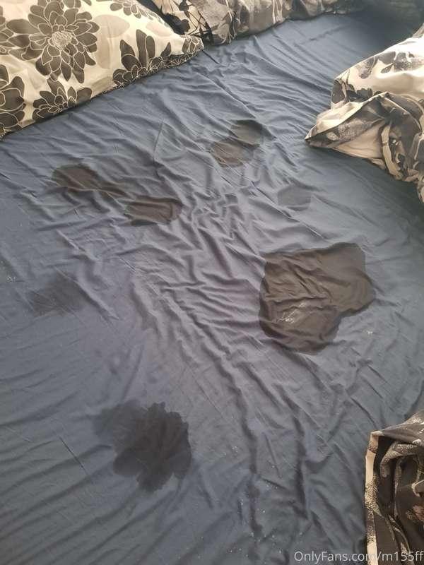 Love me a good squirt session 💦🍆🥰
