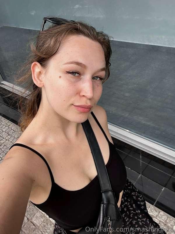 foxy eyes, aren't they?🥰🥰🥰