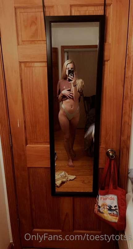 toestytotss image #1