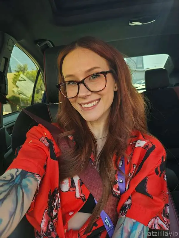 I'm at TwitchCon until Tuesday btw 🥰