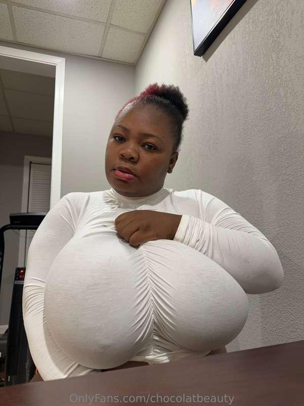 Your cam girl 📸❤️‍🔥