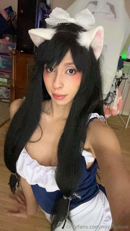 Come and tribute to your queen uwu <3 get her to Japan nya n..