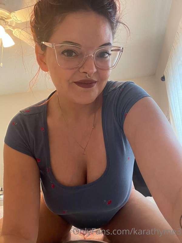 How is your Sunday funday? I’m just being lazy and horny bef..