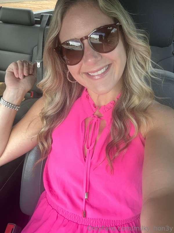 It’s Derby day! 🏇 🏆 I have my race horse cumming to see me s..