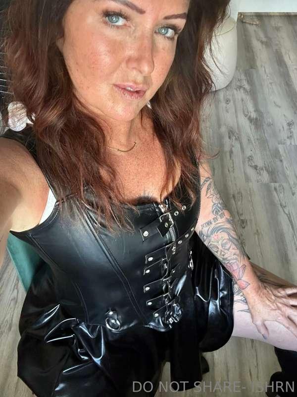 🖤🖤🖤