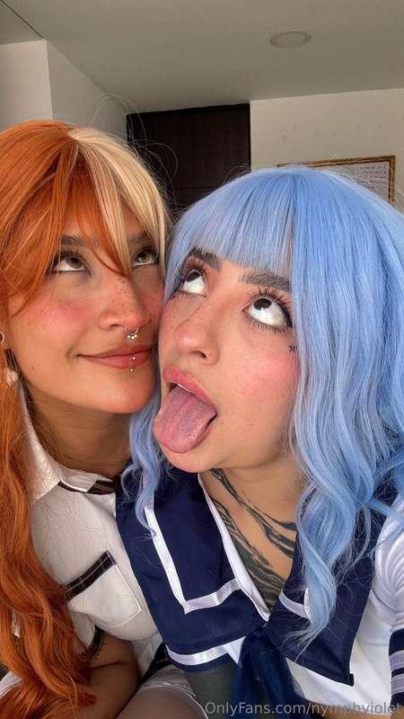DOUBLE BLOWJOB.... Double.... FEETJOB?? 😳😳🥵🥵Zoe and i just c..