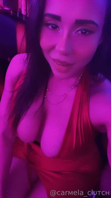Spot the nip slip 🙈 lol