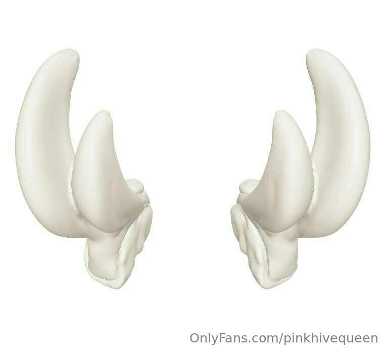 I have the urge to buy this other set of tusks as its the on..