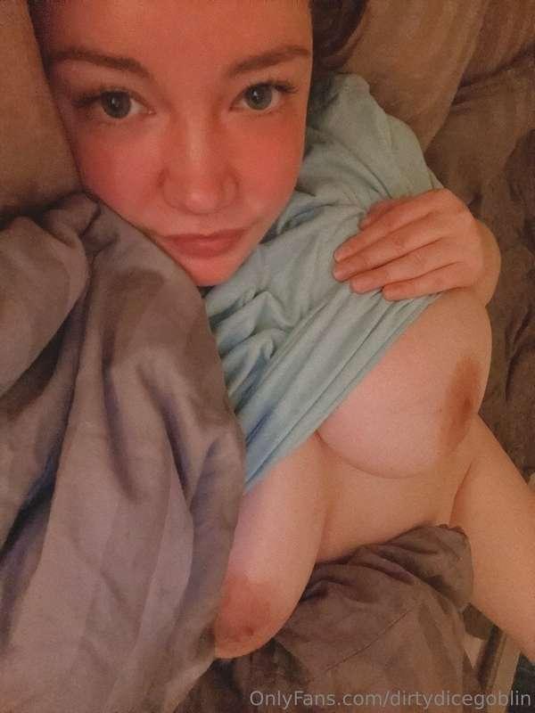 Kiss me goodnight? 💖