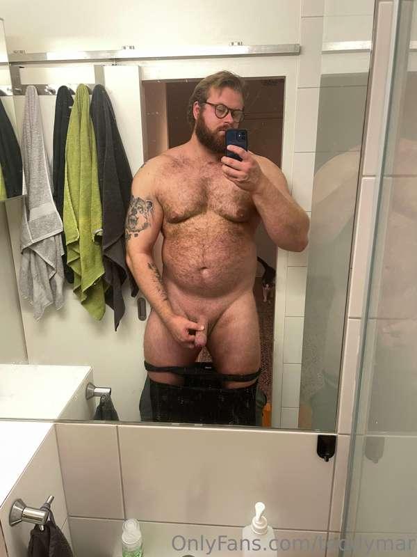 There is a pussy in the background
