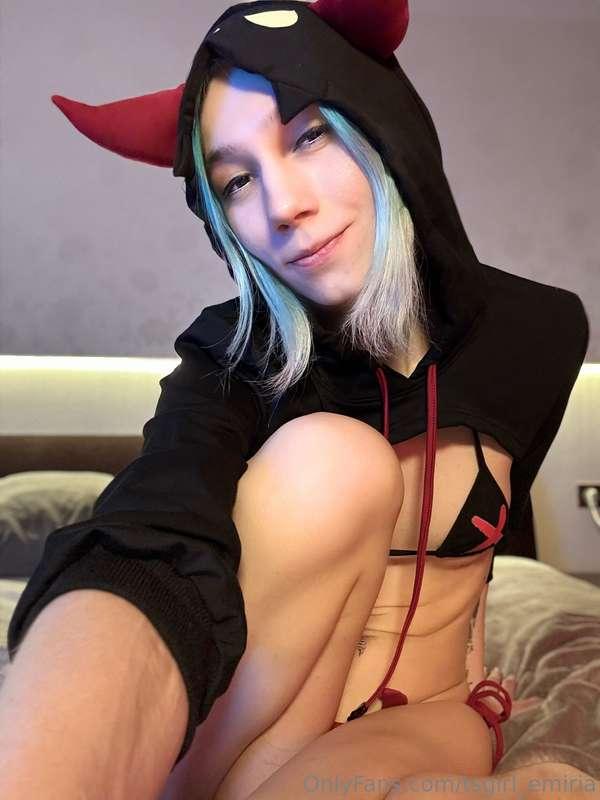 Caught myself daydreaming in the softest light…This photo fe..