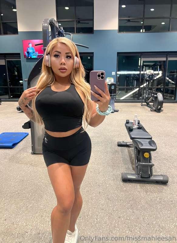 Would you workout with me💦