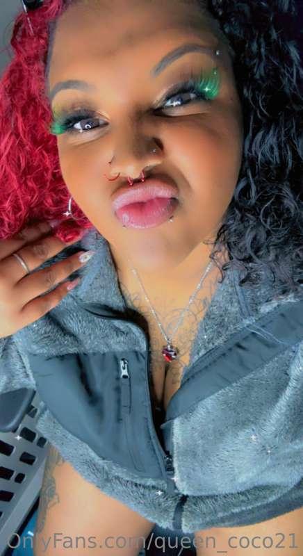 Guess who’s back let’s have some fun hit my inbox up