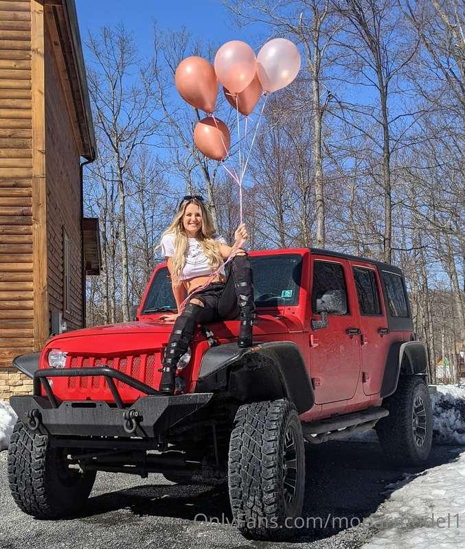 Happy birthday to Scarlet, and me!! 🎉
So excited for a weeke..
