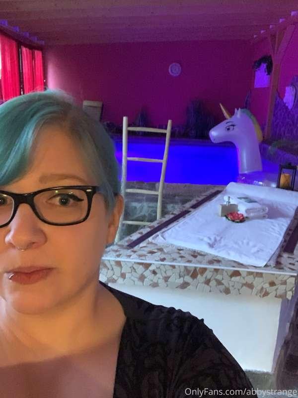 We rented a private Spa yesterday - complete with pool, saun..