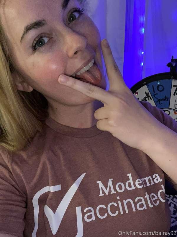😜