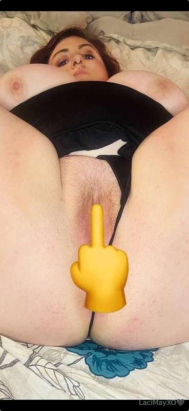 Wanna see the uncensored pic 😏 tip $5 and I’ll send in the D..