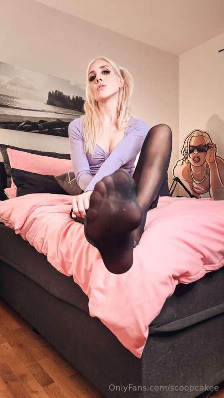 Head over to my VIP Channel for more exclusive, naughty stuf..
