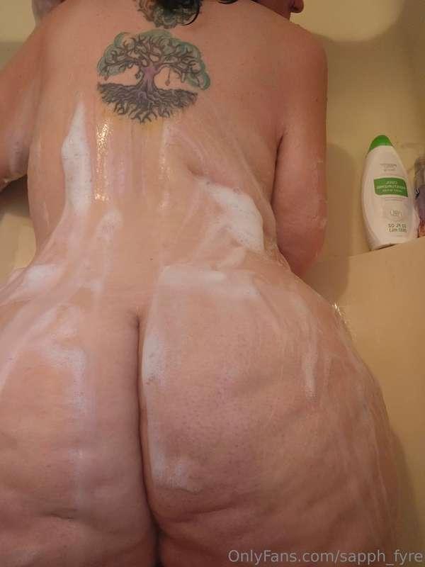 I just love taking pictures of myself all wet in the shower ..