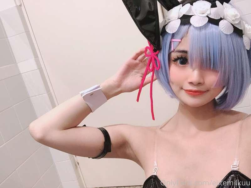 Bunny suit Rem!!!! I had fun at yesterday’s shoot (*ﾟ▽ﾟ*) I ..