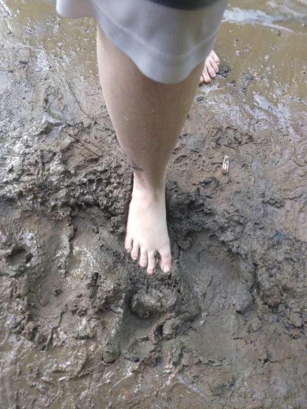 Muddy feet, part 1/2 