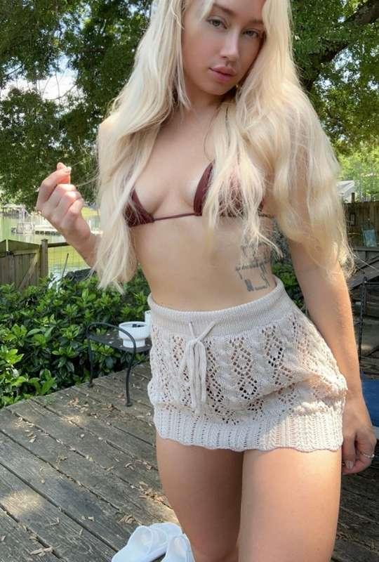 Skirt’s doing what it needs to do 🔥