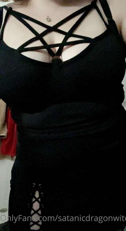 satanicdragonwitch image #2