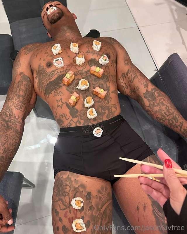 Good enough to to eat 🥢

I’m not just talking about the sush..