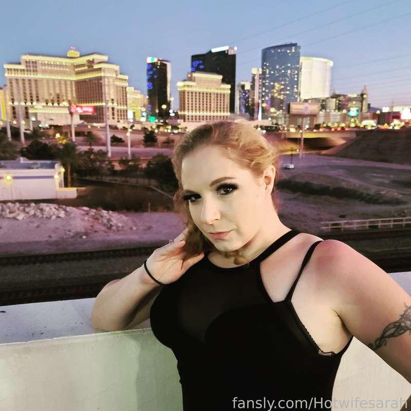 hotwifesarah image #2