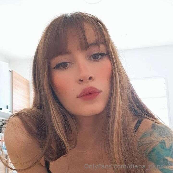 Coucou mes loulous. Ca va bien ce dimanche matin, on se reve..