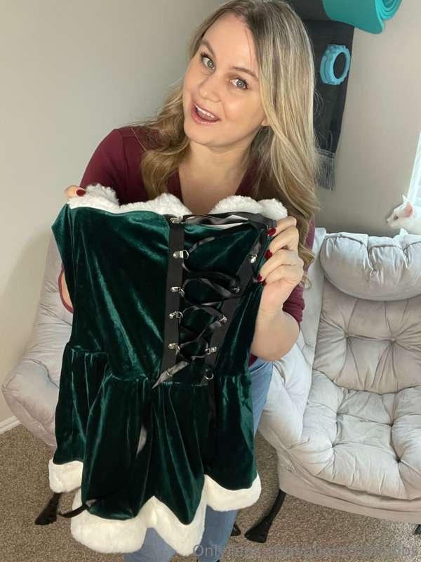 Want to see me dressed up in a sexy Santa costume?  Let me t..