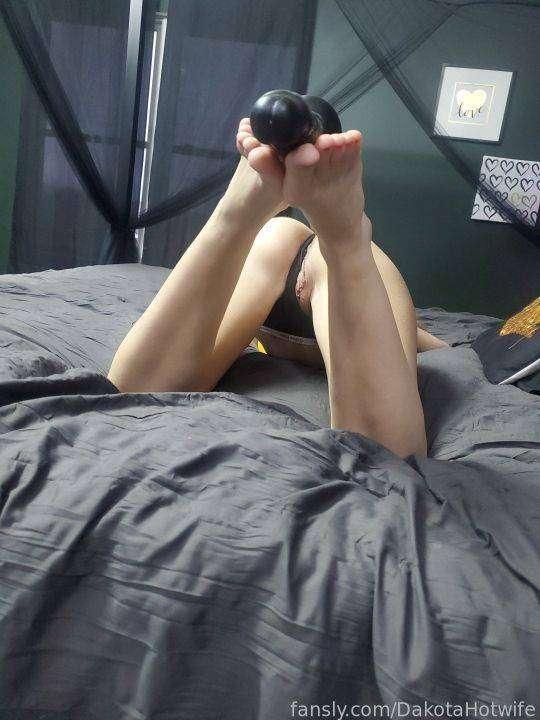 dakotahotwife image #120