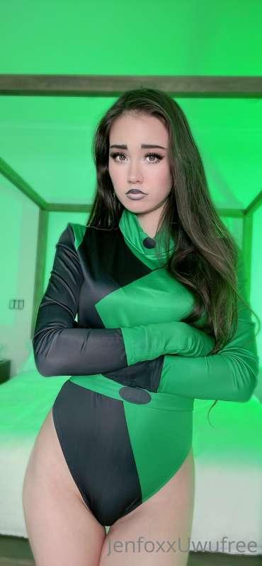 "I am EVIL, have I made myself clear?"! I own your dick!  💚💚..