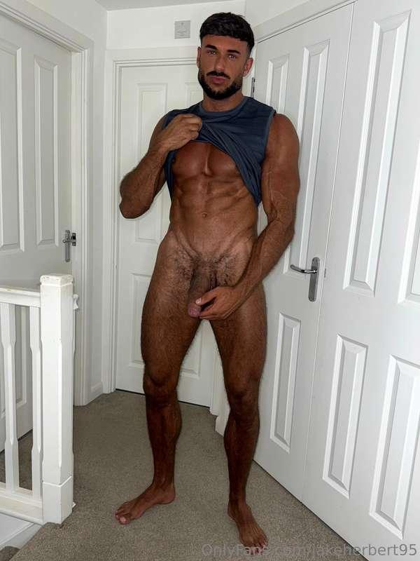 Felt horny as soon as I got home from working out 😏 I’m not ..