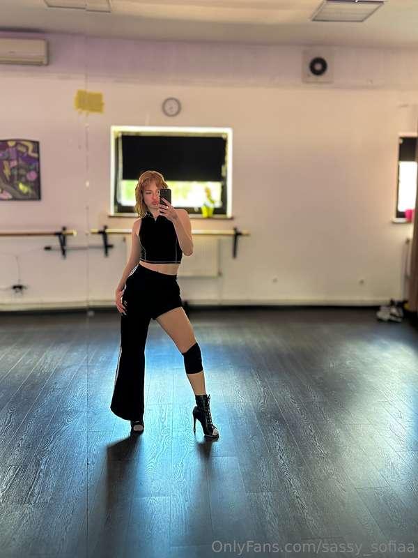 Dancing classes 🪩