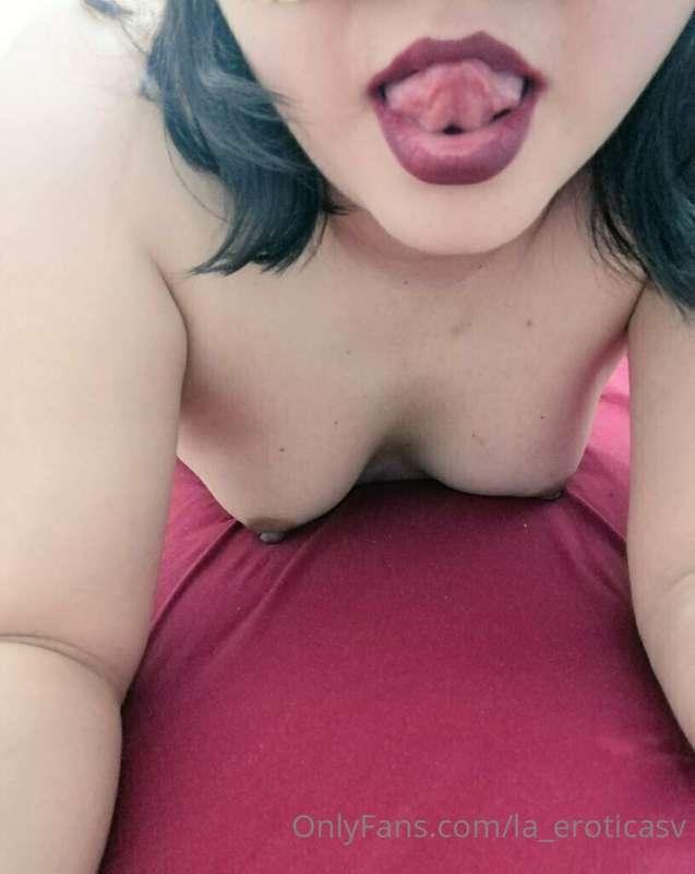 Buenos días mundo. ¿Me das un besito? 🥺🥰💋