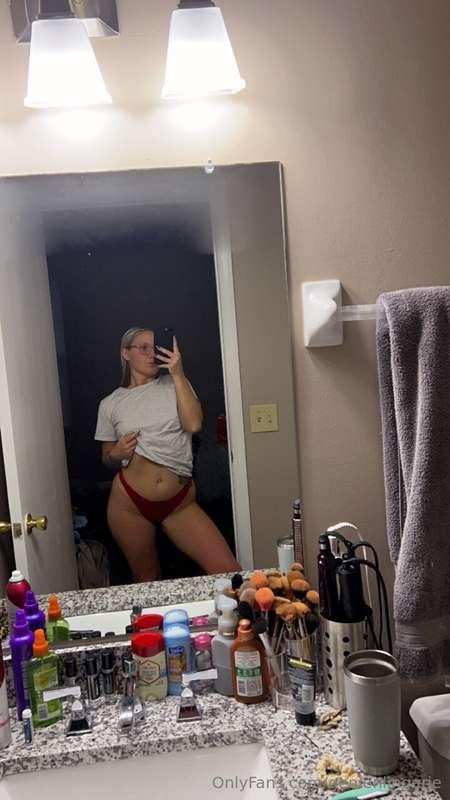 genienlingerie image #1