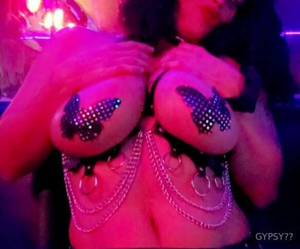 Kiss my pasties