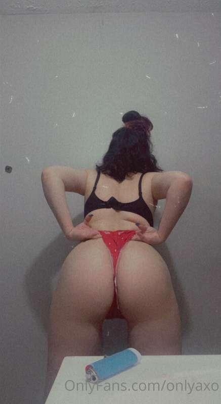 Smack my ass daddy, I’ve been bad 😈😏