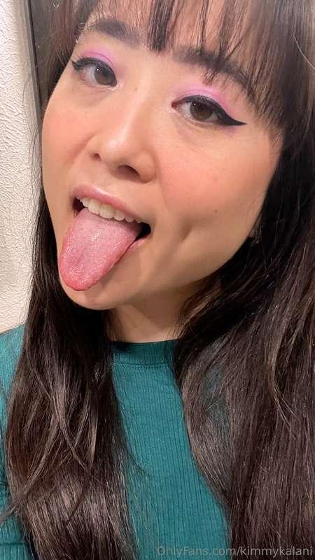 what do you think of my pretty makeup babe? 🥰 am I cute enou..