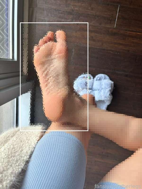 herlegs image #3