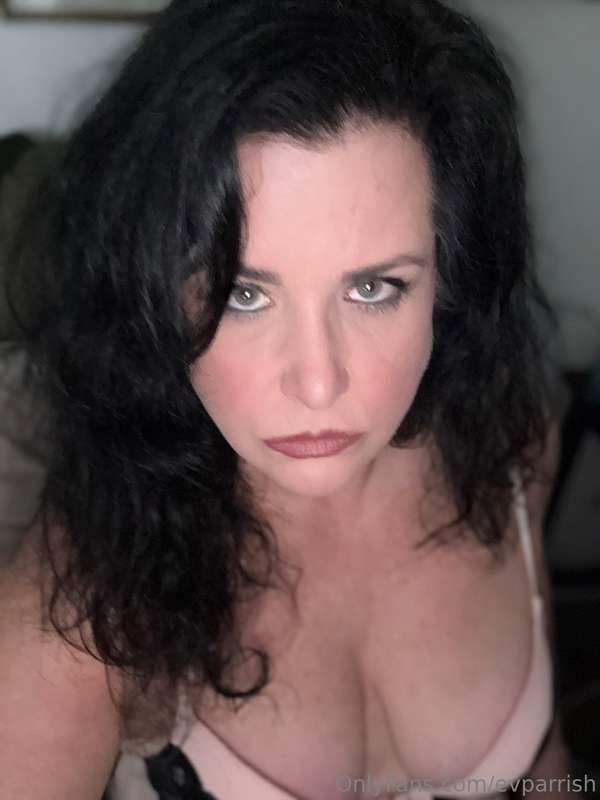 Why aren’t you a vip? Why aren’t you in my room on Chaturbat..