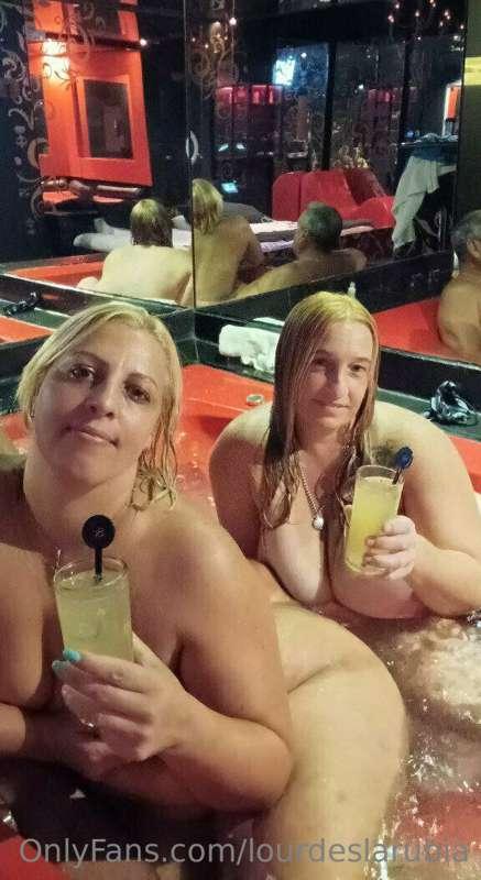 Buen día mis amores @loira6969