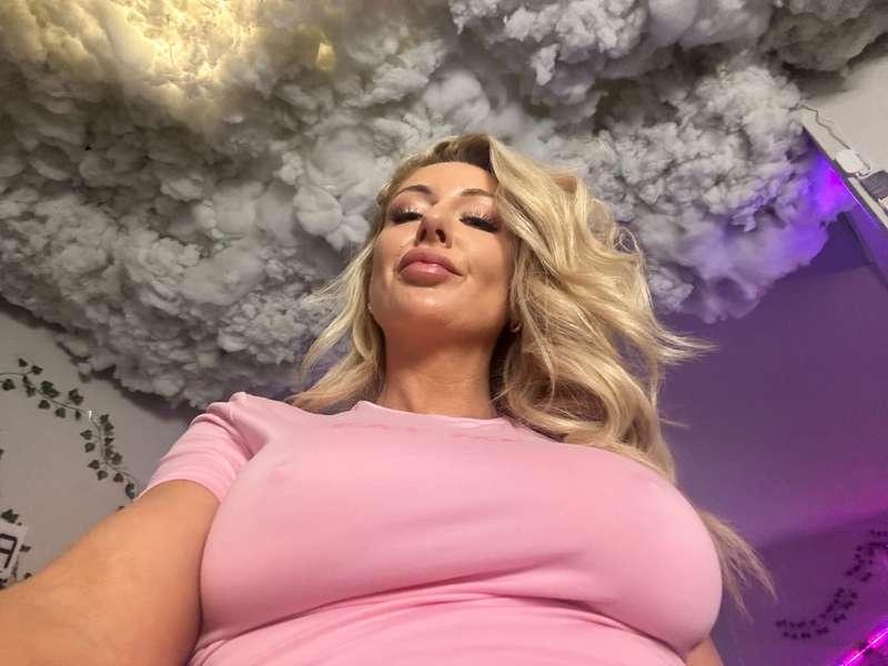 Can you handle the deals i am doing on sexting, and all sort..