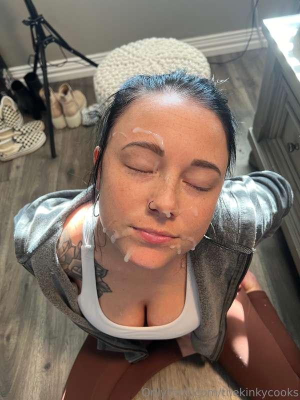 👸👸