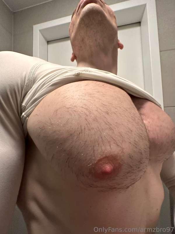 armzbro97 image #7