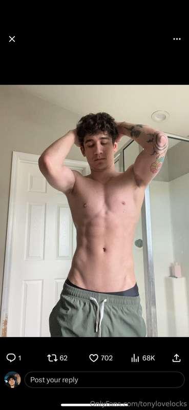Had a good workout.. want me to work you out next? 😈