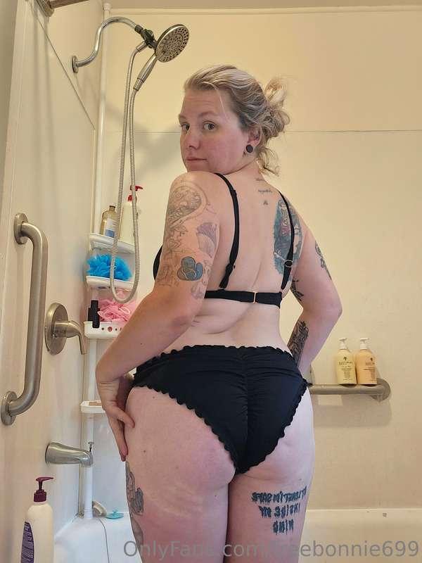 Wanna see the photo but nude🤭🤭 tip here