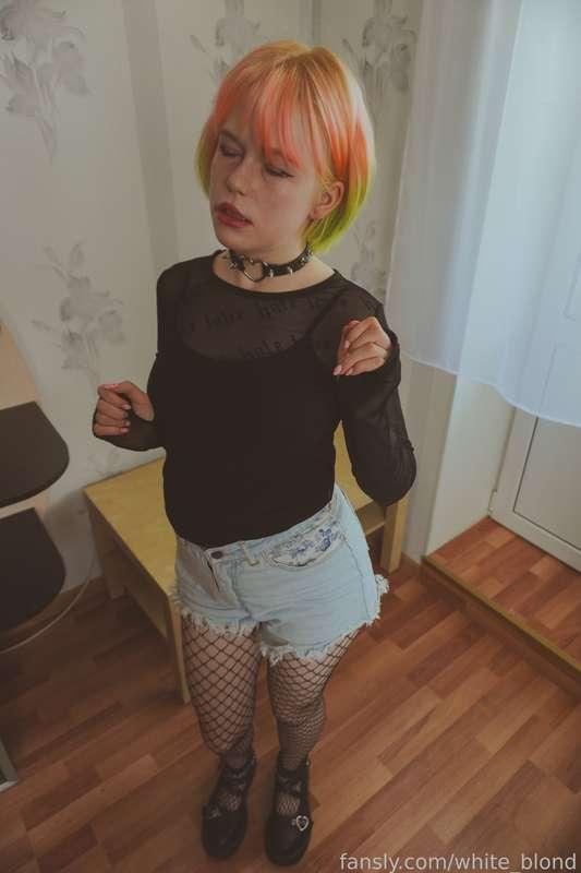 white_blond image #2