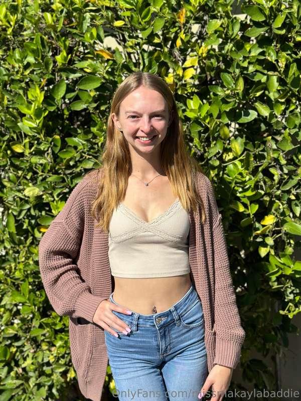 Felt like wearing something cute today 🌸